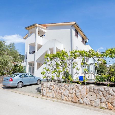 Apartments Mikulina Baska  Luaran gambar